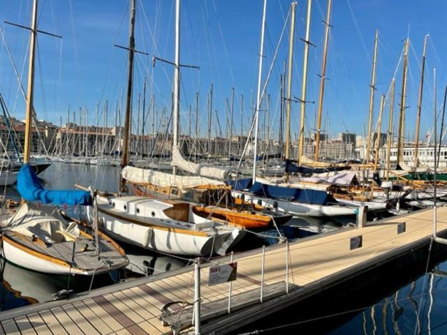 Vieux Port Proximite Panier Clim Central Cachet Marseille Luaran gambar